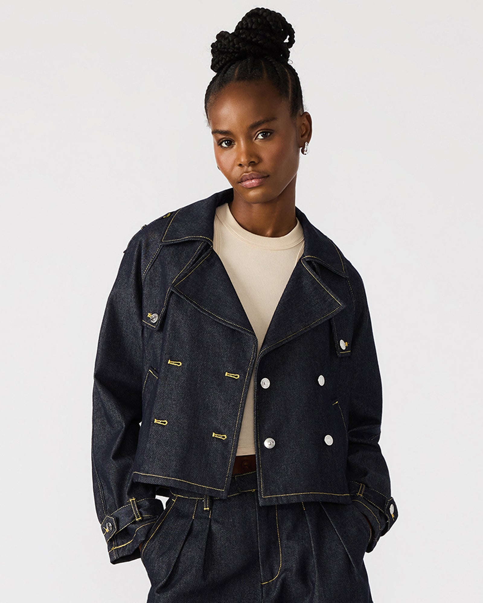 Steve Madden Women's Sirus Denim Jacket Long Sleeve Cropped Jackets & Coats - Indigo - Size XL - Cotton Steve Madden Women's Sirus Denim Jacket Long Sleeve Cropped Jackets & Coats - Indigo - Size XL - Cotton