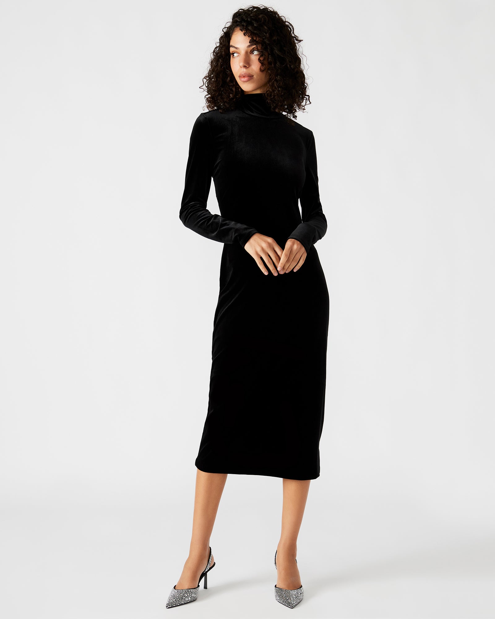 SKYLER Dress Black | Women's Long-Sleeved Turtleneck Velvet Dress Steve Madden SKYLER Dress Black | Women's Long-Sleeved Turtleneck Velvet Dress Steve Madden