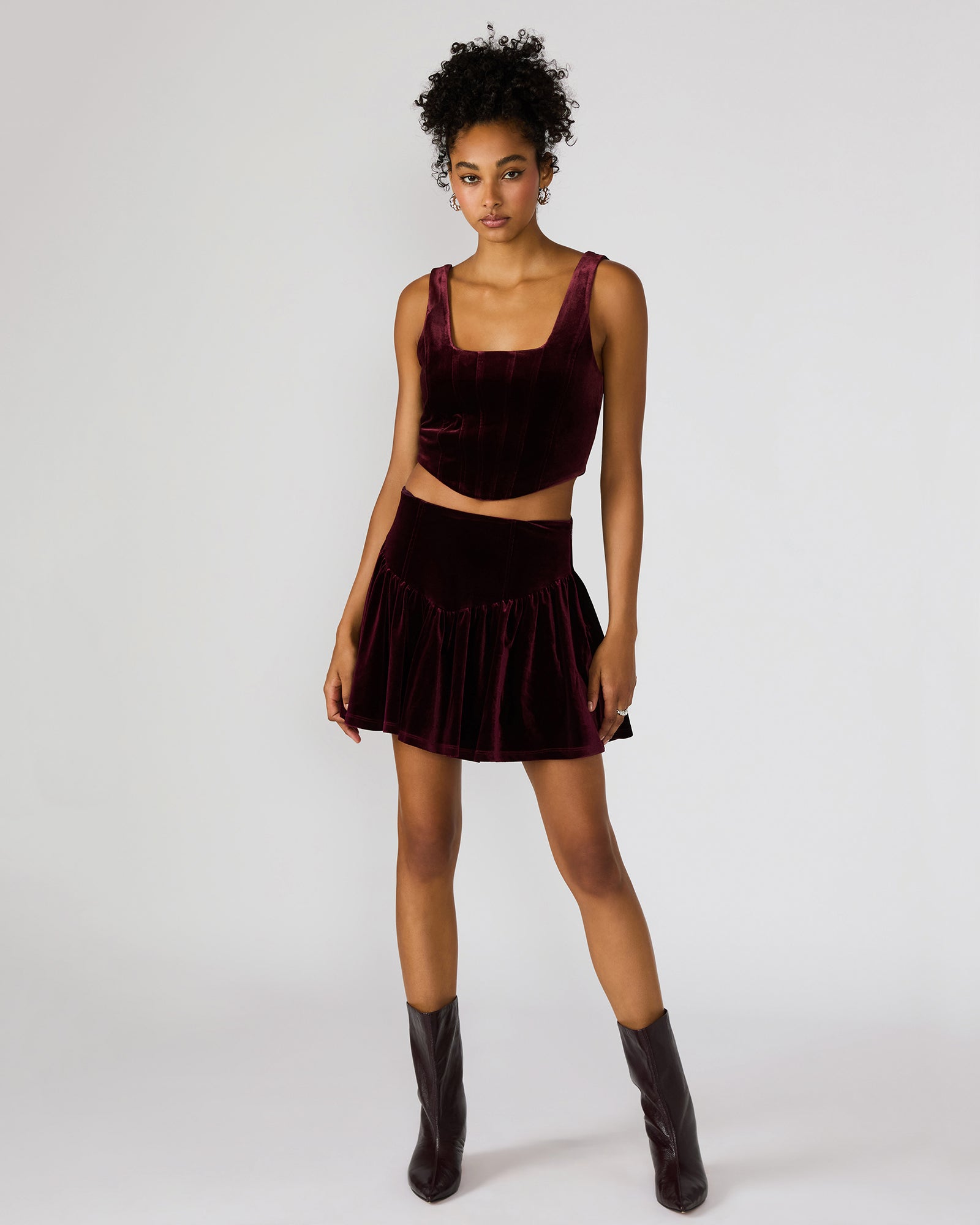 JAYLA Wine Flowy Velvet Women's Mini Skirt – Steve Madden