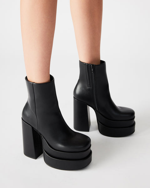 womens black boots