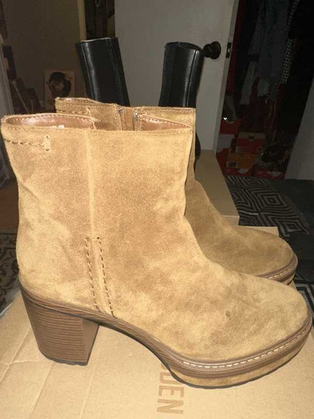 shaniya brown suede