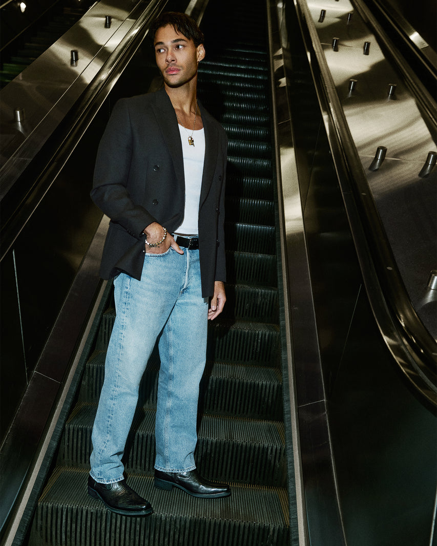 SANDERSON BLACK LEATHER