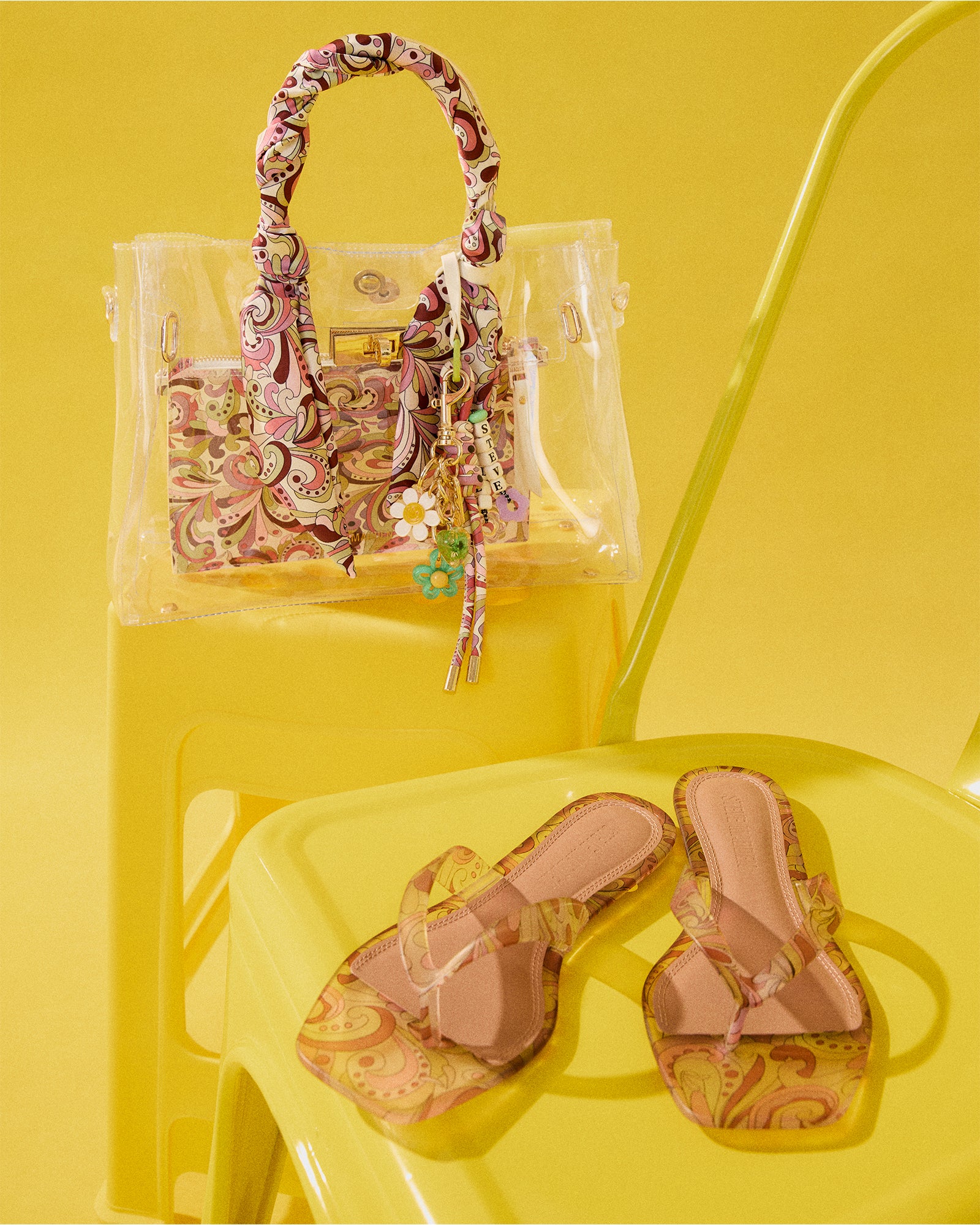 TRELLA Jelly Pink Print Square-Toe Thong Women's Sandal – Steve Madden
