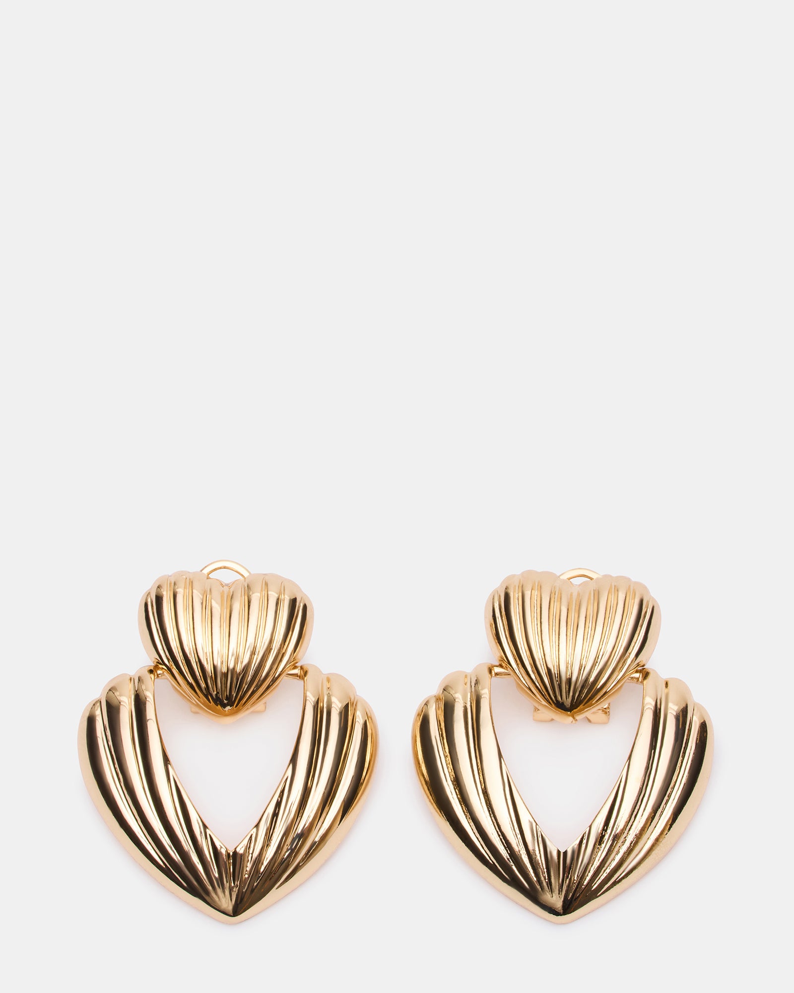 RIBBED DOUBLE HEART EARRINGS GOLD Sculpted Grooved Women's Earrings | Steve Madden