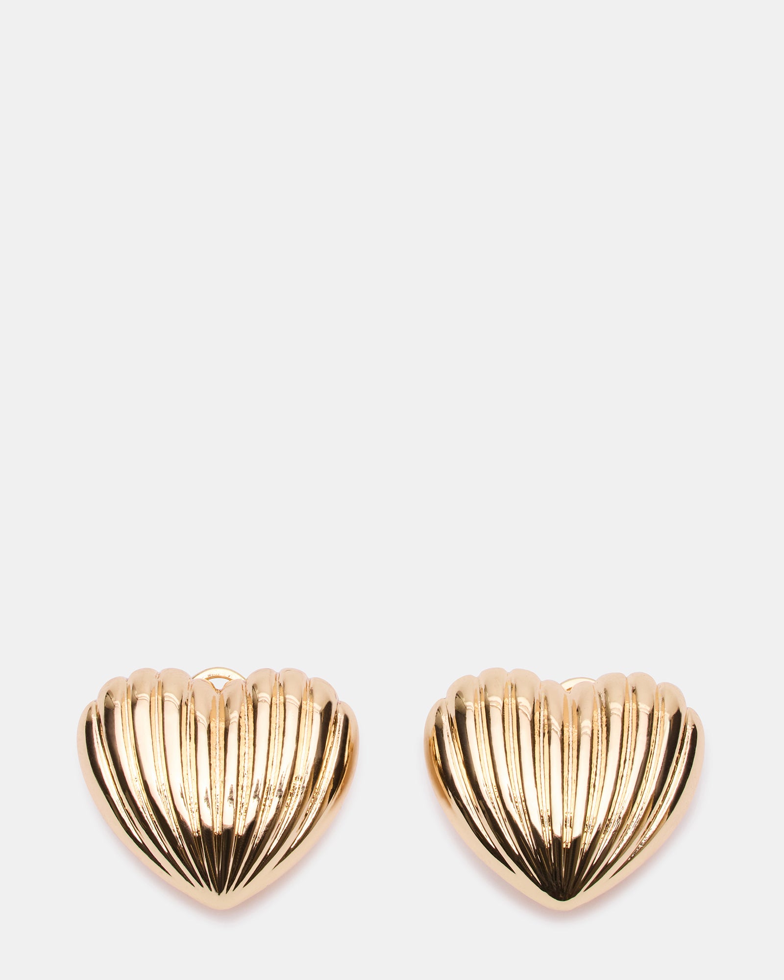 RIBBED HEART EARRINGS GOLD Sculpted Grooved Women's Earrings | Steve Madden