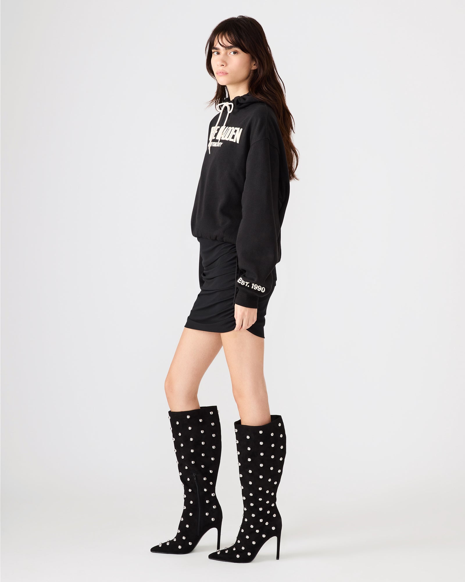 SM LOGO HOODIE BLACK