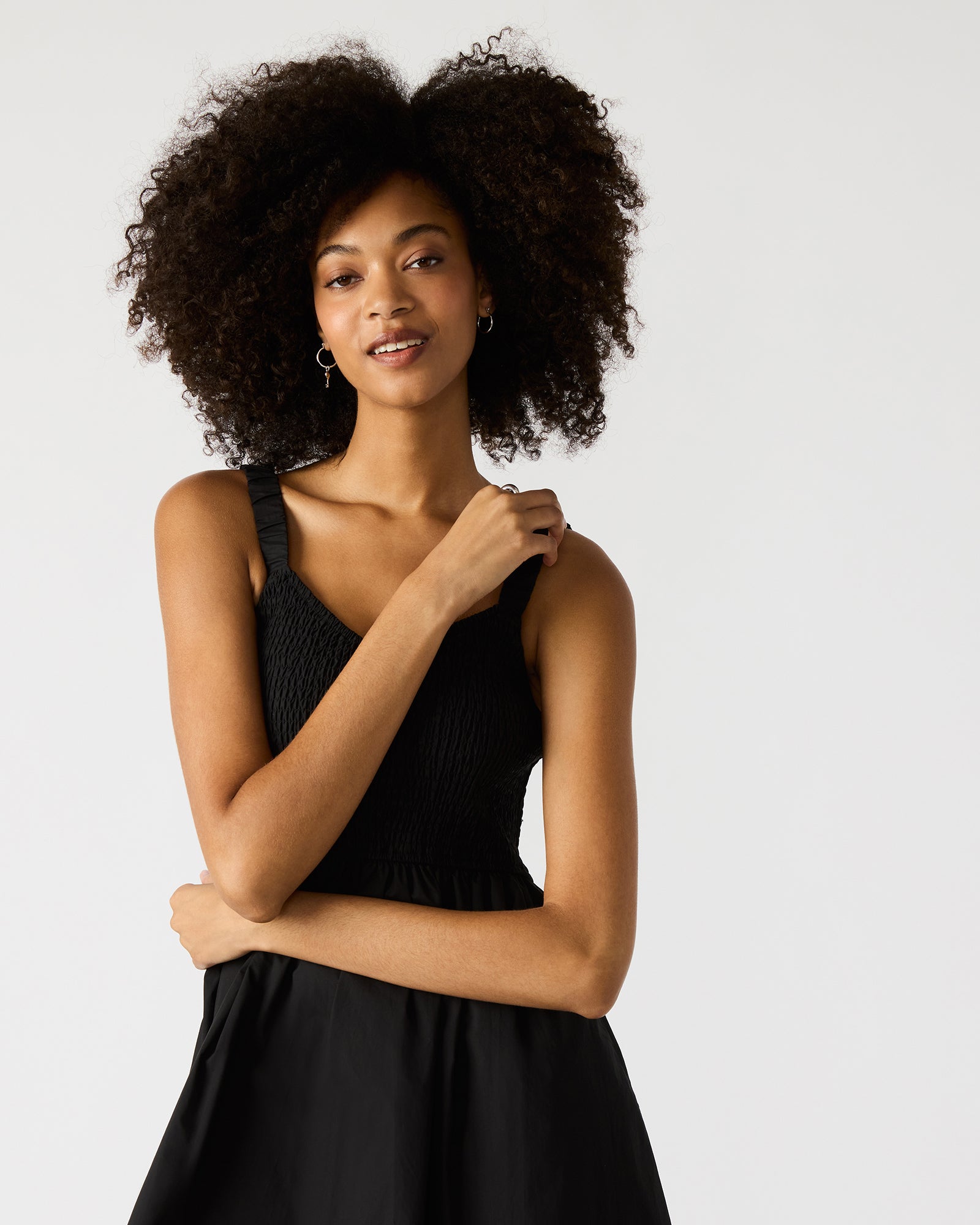 FLEUR Black Flowy Smocked Midi Women's Dress – Steve Madden