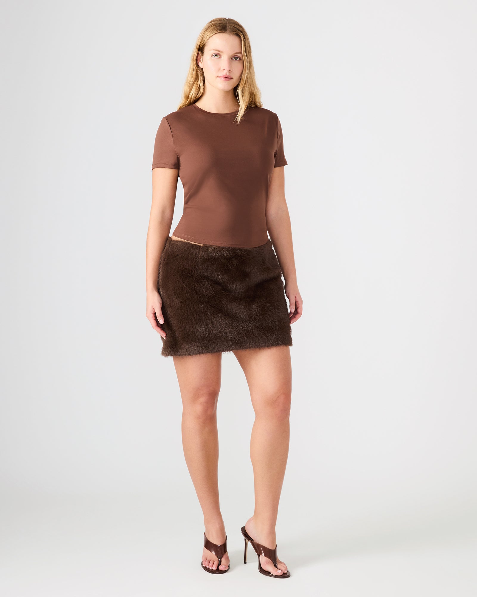 スカート CLANE25AW FAKE FUR LOW WAIST MINI SKIRT Quilting fake fur mini skirt【white】 – BUNNY APARTMENT