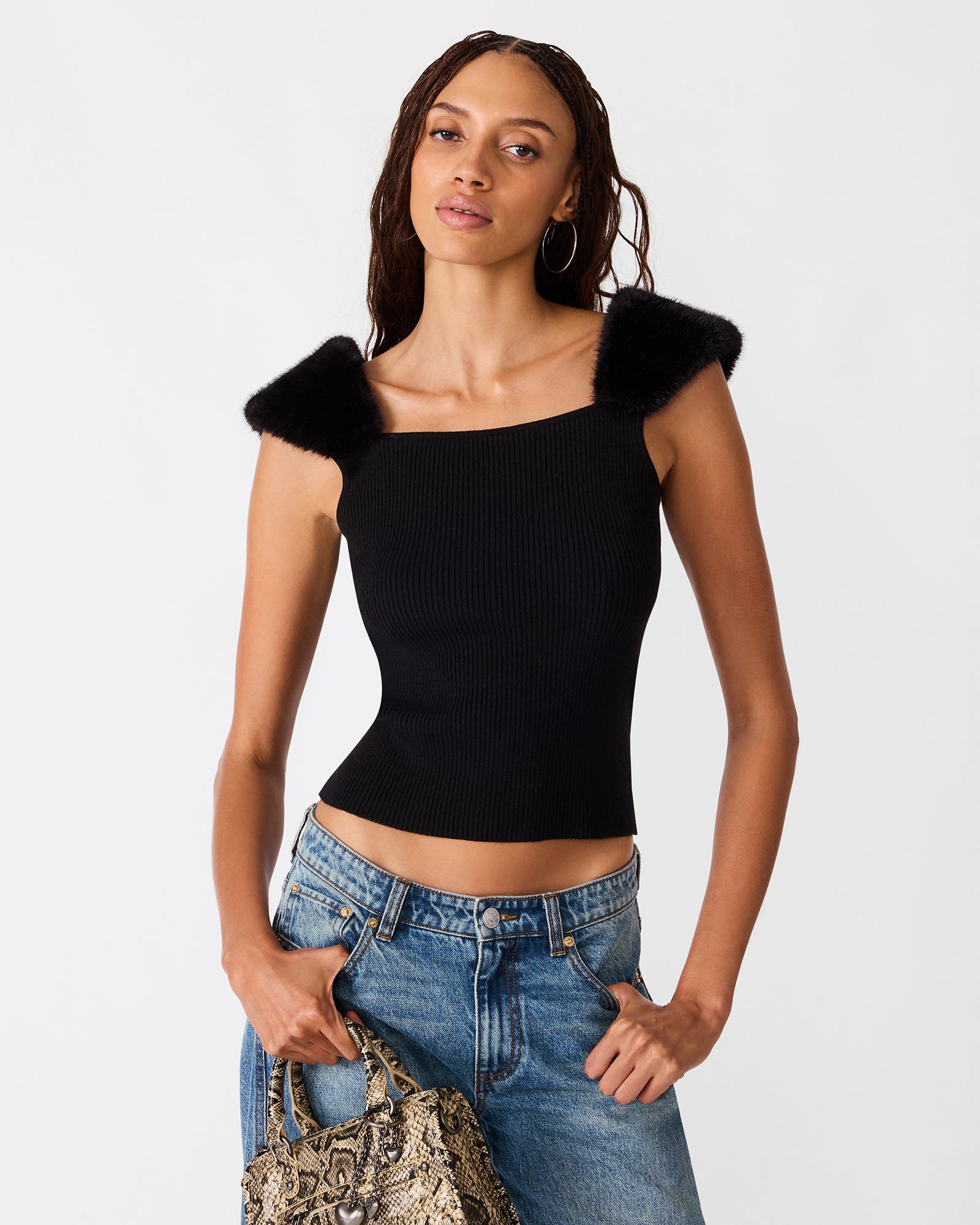 MADELYN SWEATER TOP BLACK
