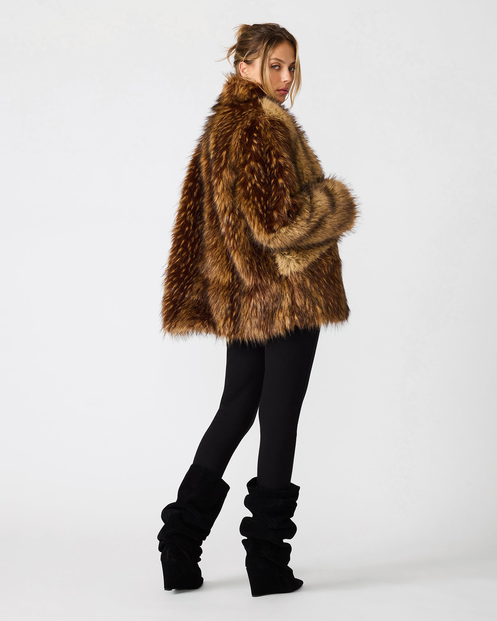 NORIE COAT HONEY - view 3