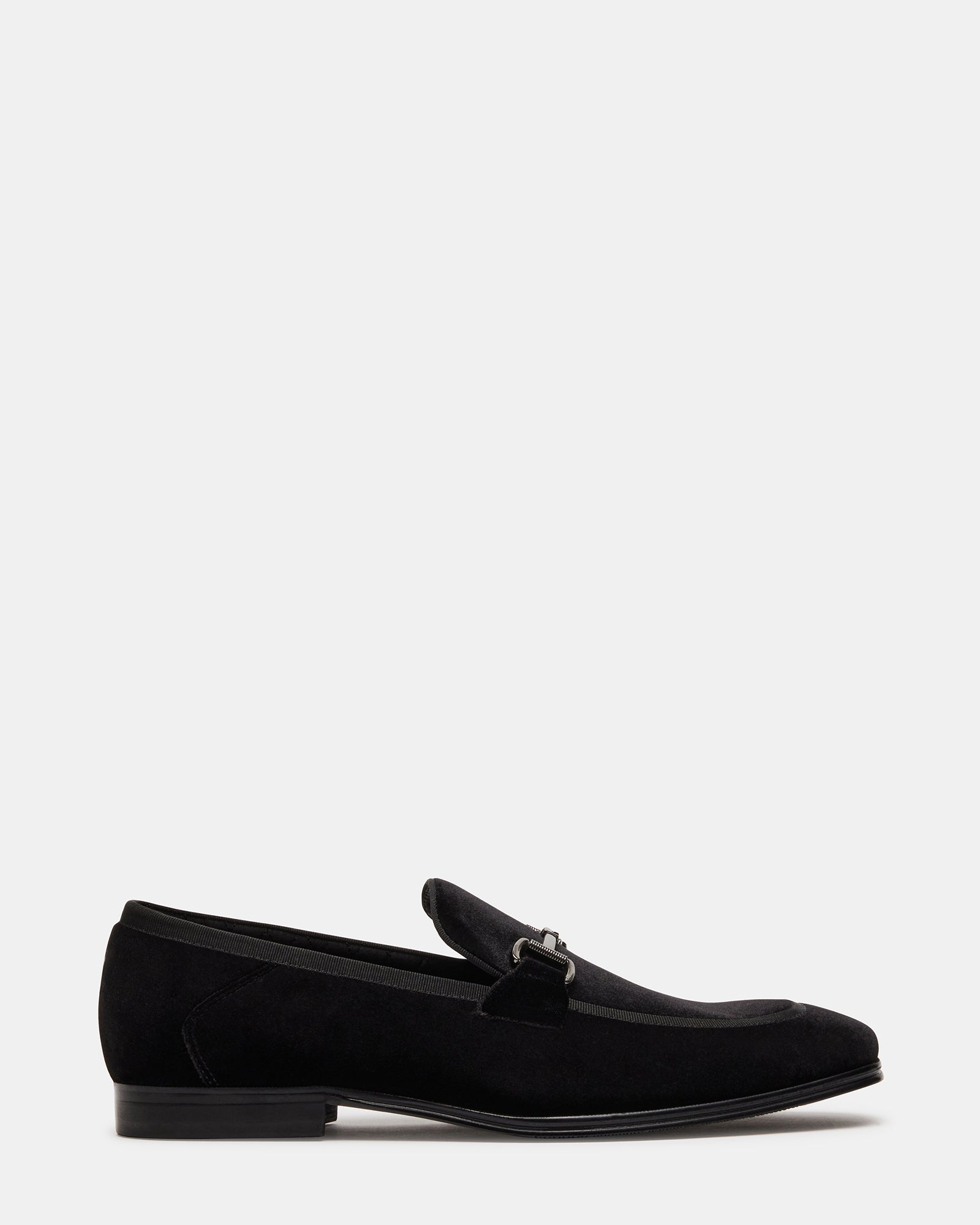 steve madden black dress shoes Men's Leland Lace-Up - - Size 10.5 this shoe offers a polished look that complements a variety of tailored outfits Steve Madden Men's Eason Loafer