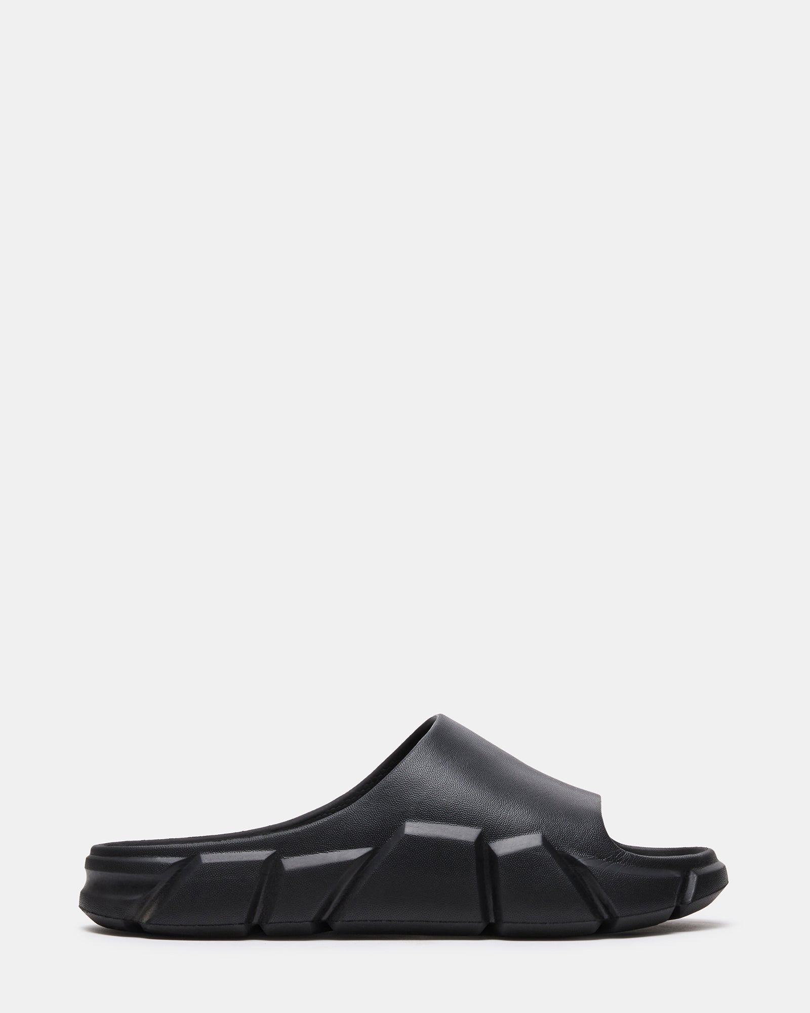 CHARGED Black Flatform Slide Sandal | Men's Sandals – Steve Madden