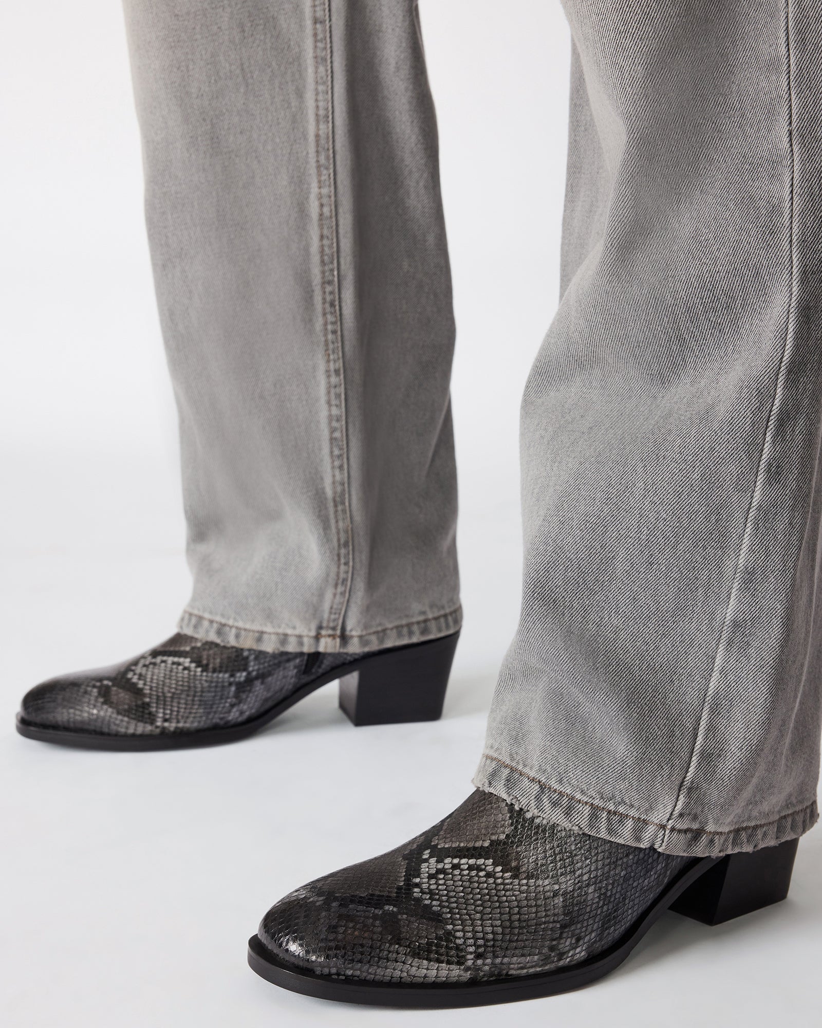 Steve Madden Men's Richie Ankle Boots - Grey Snake - Size 11.5