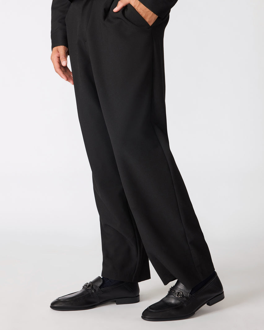 SCHMOOZE BLACK LEATHER - view 2