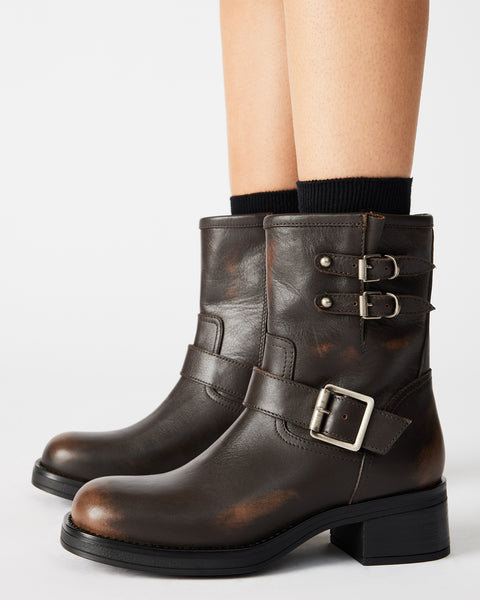 ARCHIE Brown Leather Ankle Bootie | Women's Booties – Steve Madden