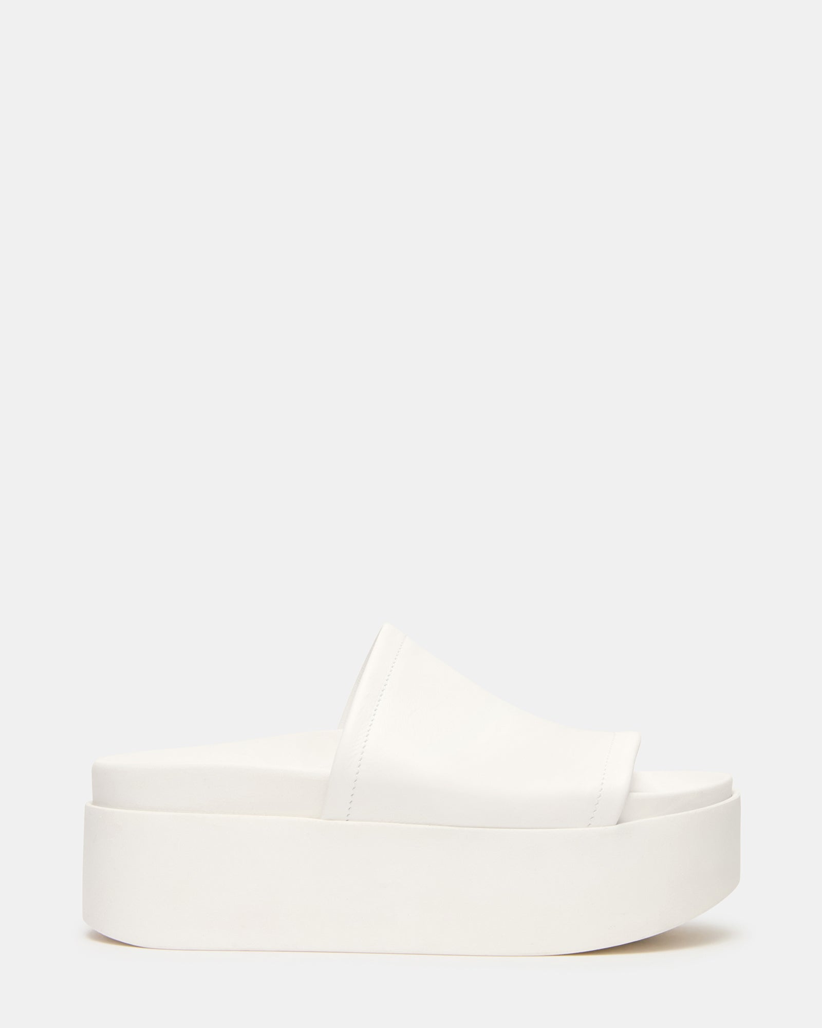 ARWEN White Leather Women's Platform Footbed Slide Chunky Sandal | Steve Madden