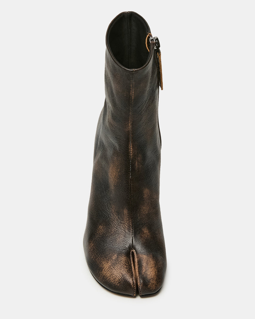 CARO BROWN DISTRESSED