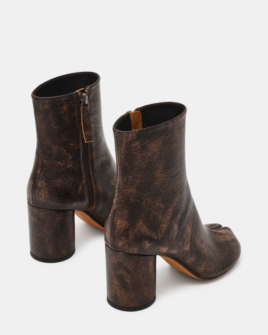 CARO BROWN DISTRESSED