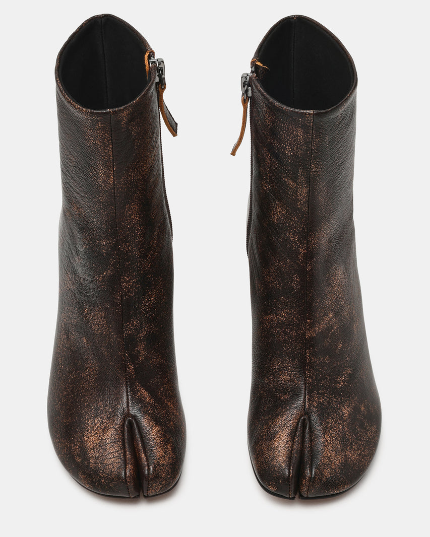 CARO BROWN DISTRESSED