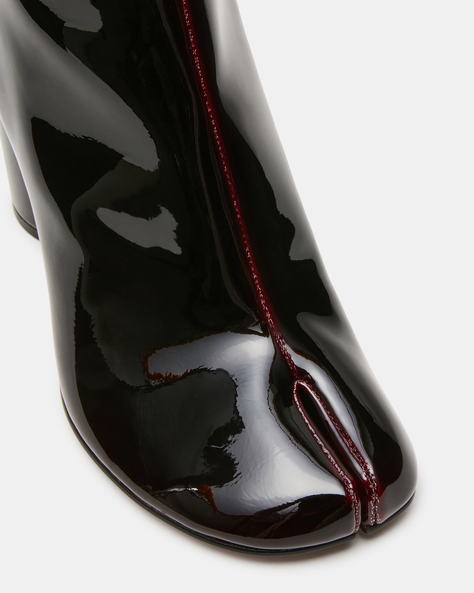 CARO DARK CHERRY PATENT