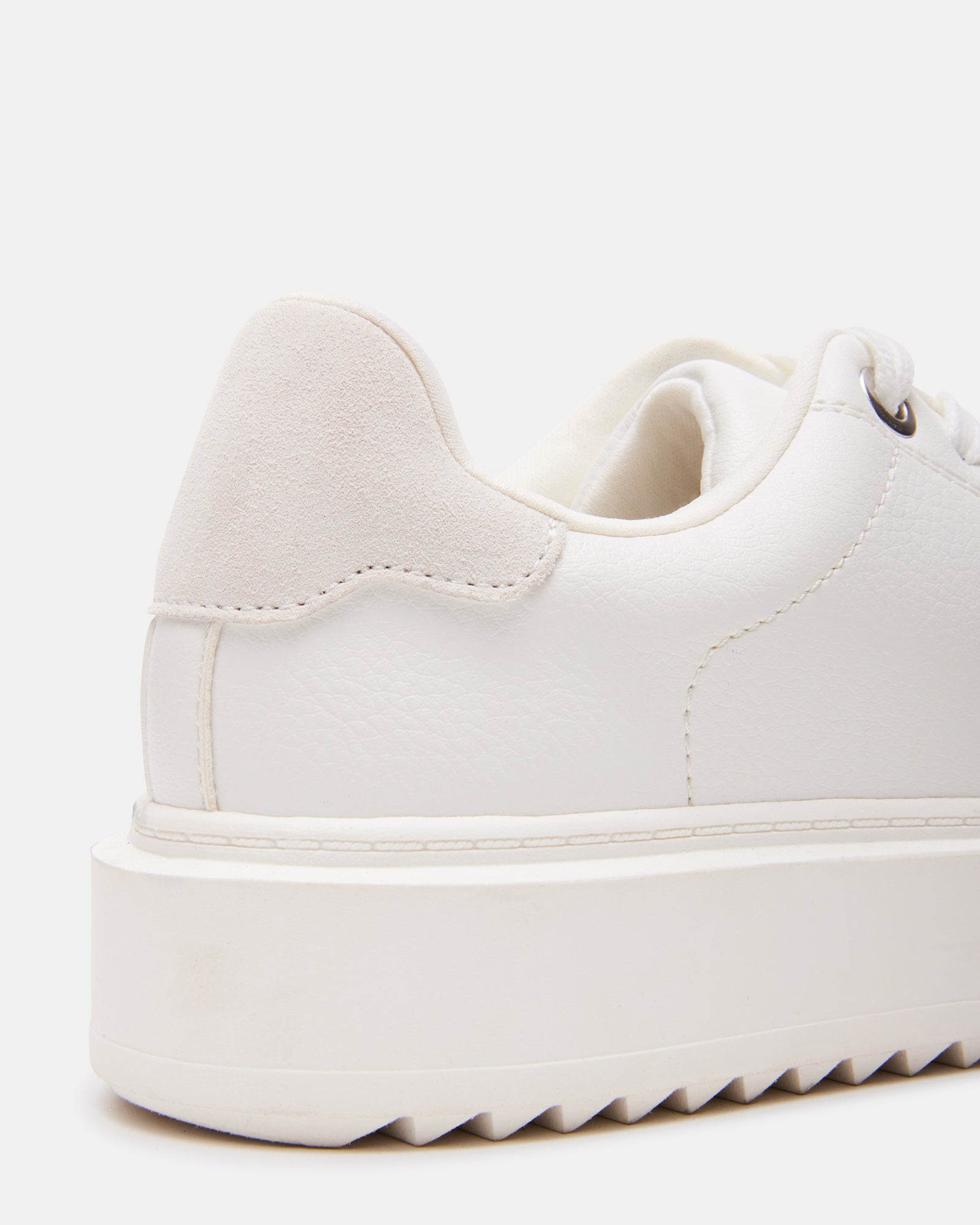 CATCHER White Suede Women's Low-Top Lace-Up Sneaker – Steve Madden
