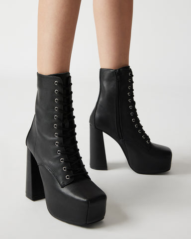 CONFIDENT Multi Lace-Up Ankle Bootie - Steve Madden