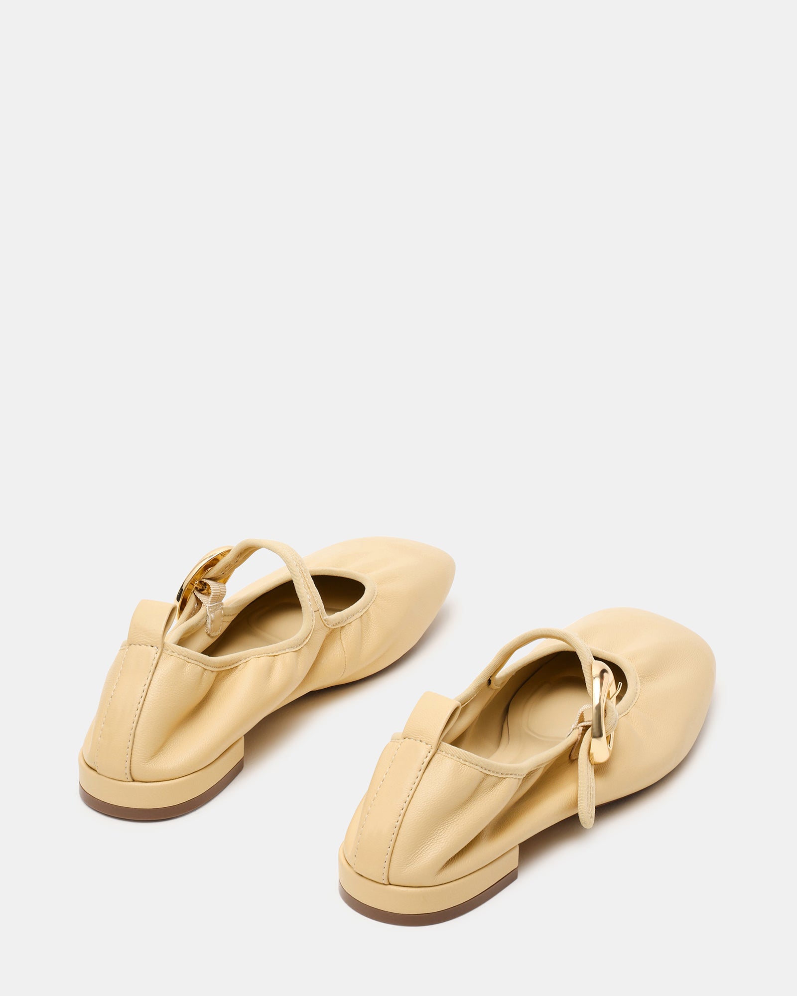 Steve Madden Women's Daffia Gold Detail Flats - Butter - Size 7.5 - Leather Steve Madden Women's Daffia Gold Detail Flats - Butter - Size 7.5 - Leather