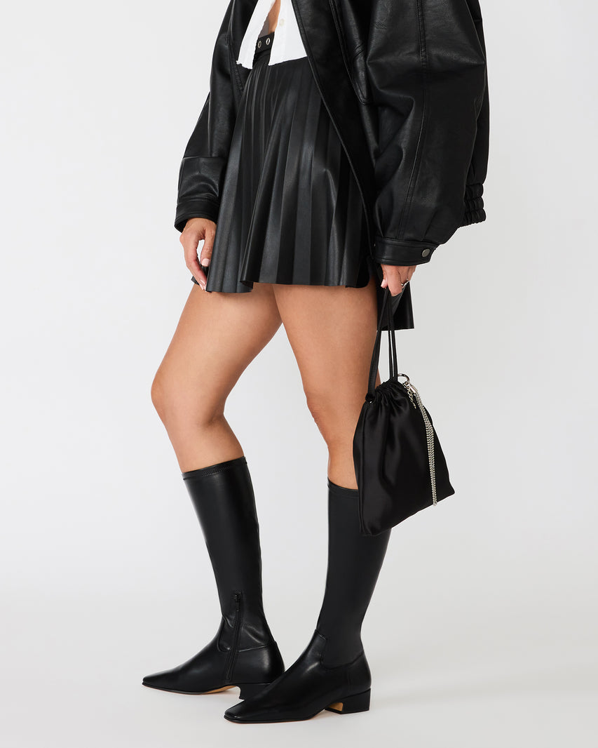 DELYRA BLACK - view 2