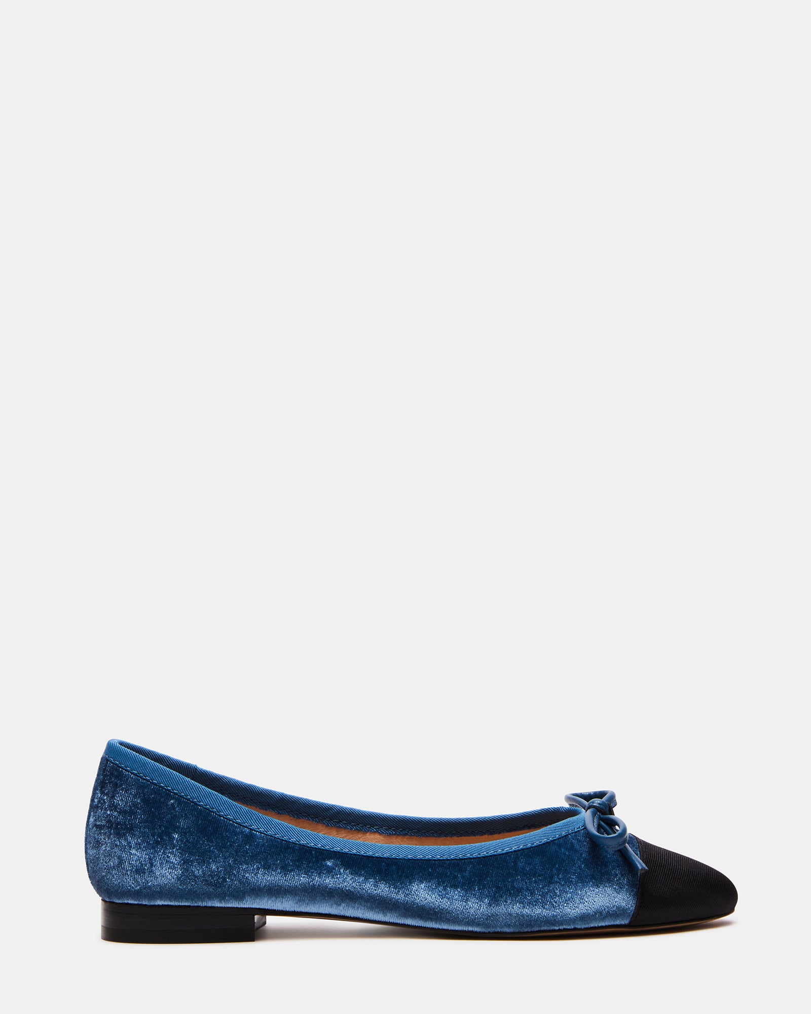 Blue velvet flat shoes Clearance