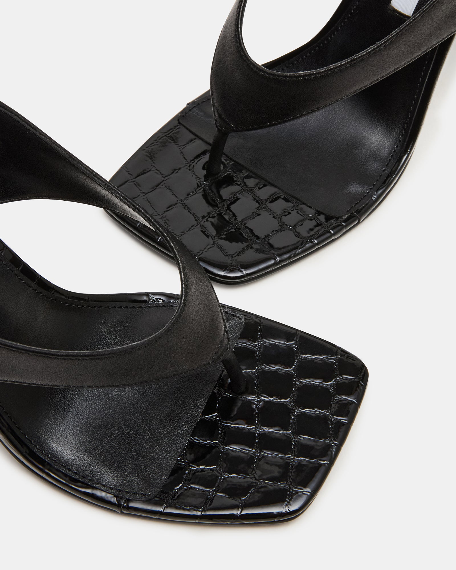 IMPROV BLACK LEATHER