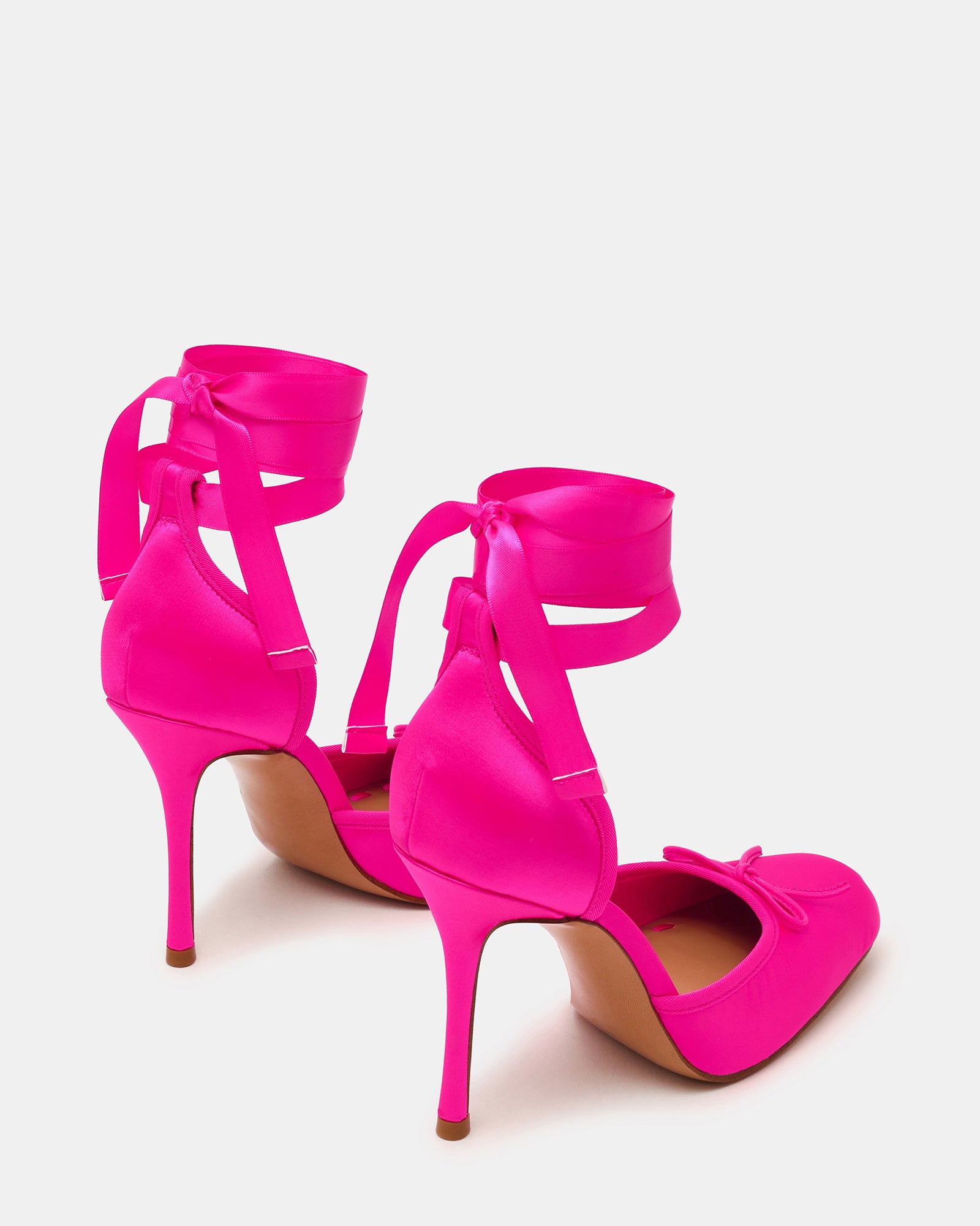hot pink dress heels Fuschia pink heels outfit