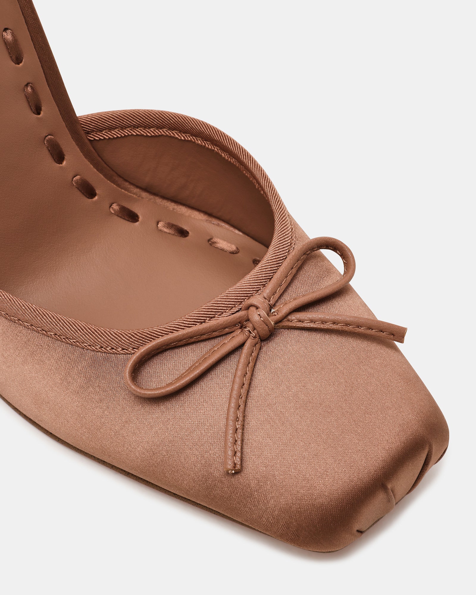 Steve Madden Larina Women's Shoes Tan Satin : 7.5 M