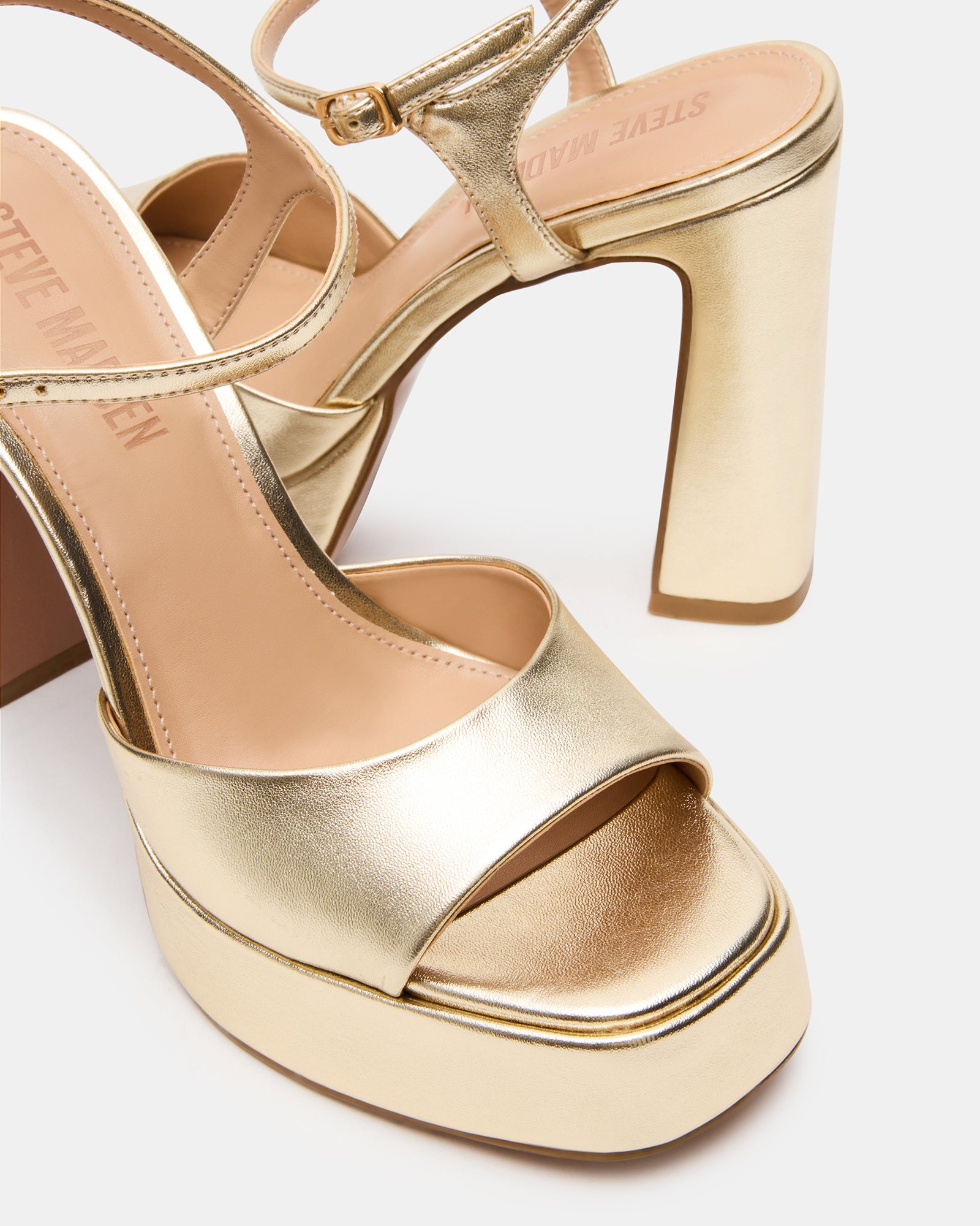 LIANDRA HEEL & LEENA BAG BUNDLE - view 3