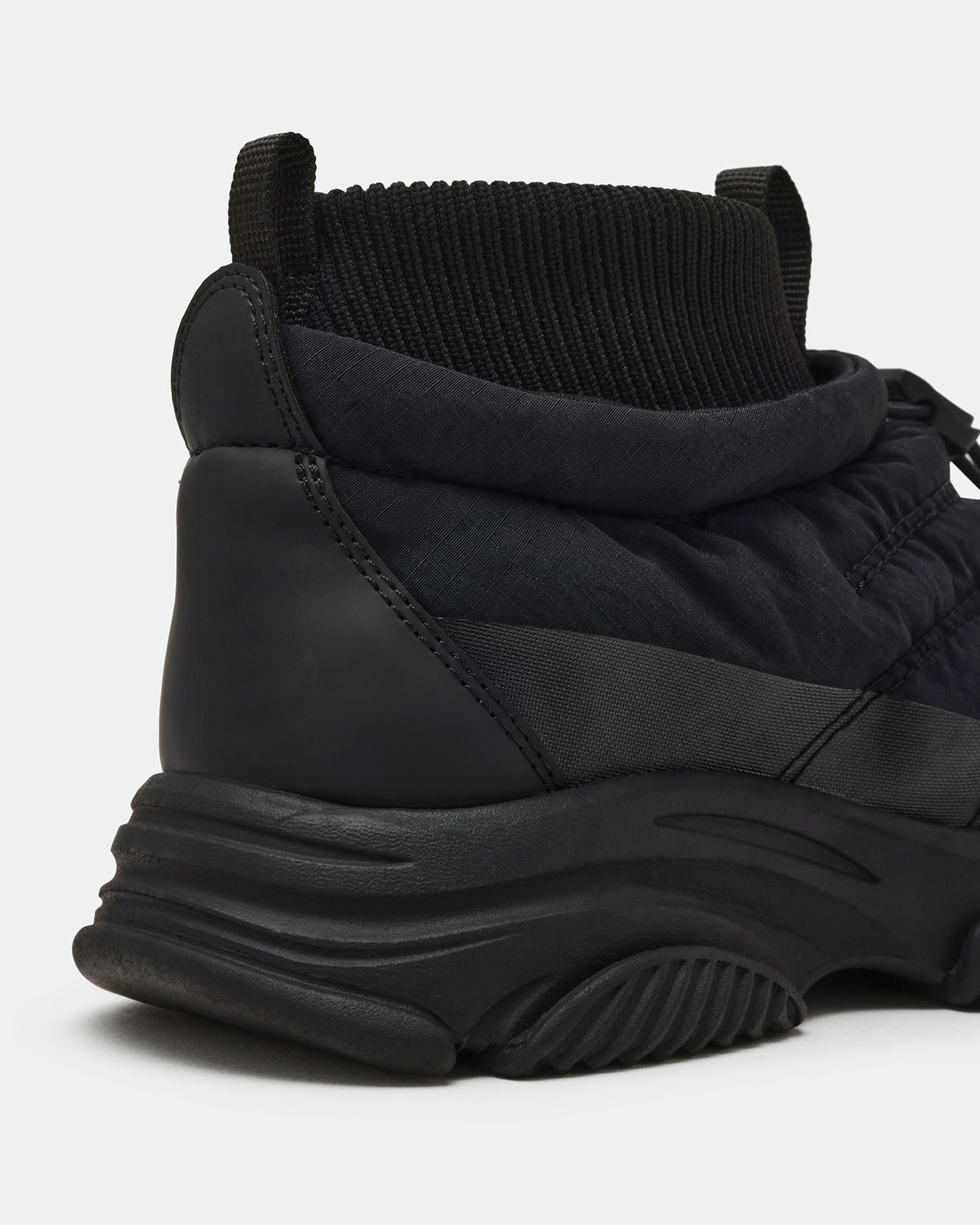 POLAR BLACK - view 3