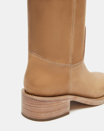 Riggs Boots in Banana Leather