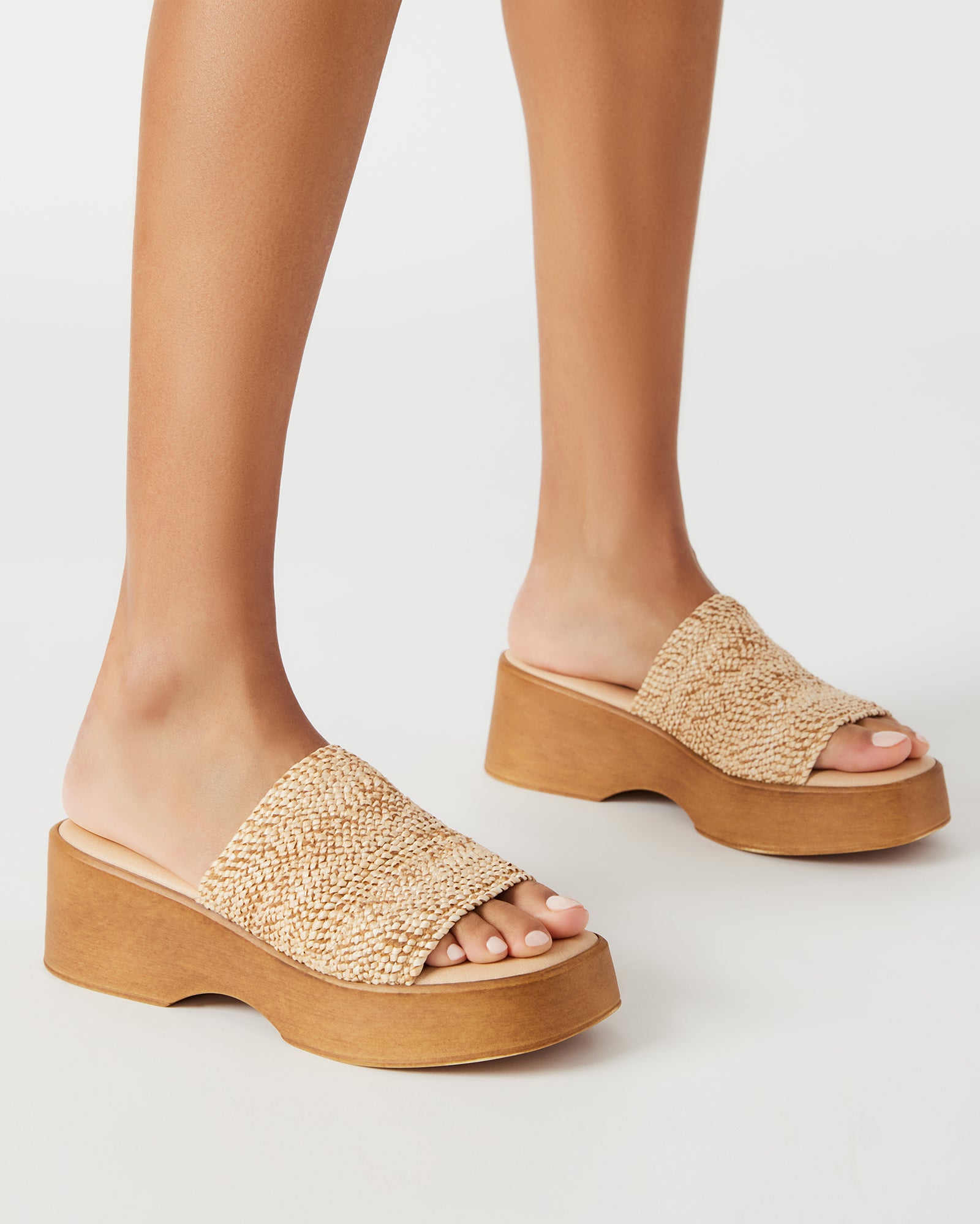 SLINKY30 Raffia Platform Sandal Women's Sandals Steve Madden