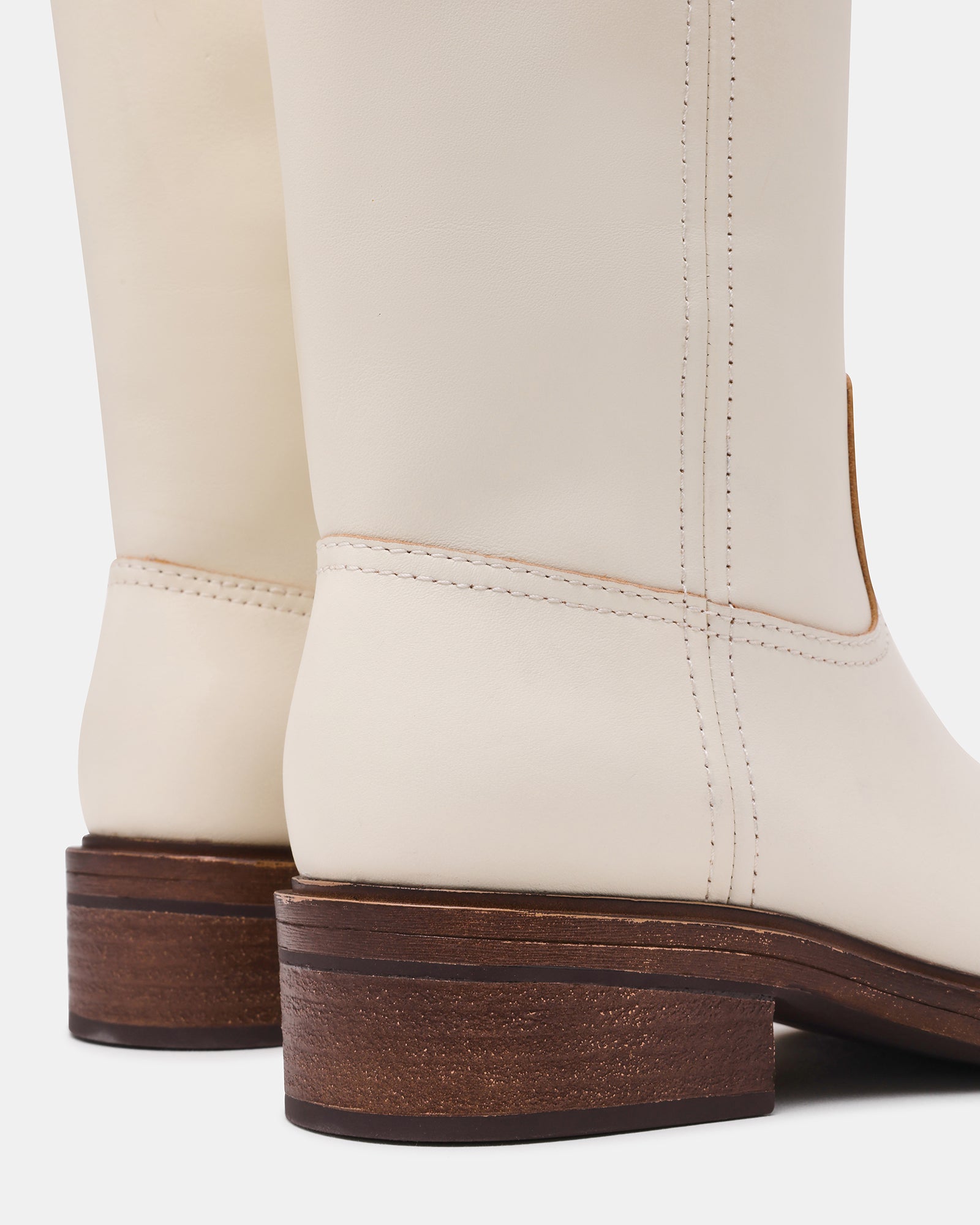 STRAY WHITE LEATHER - view 3