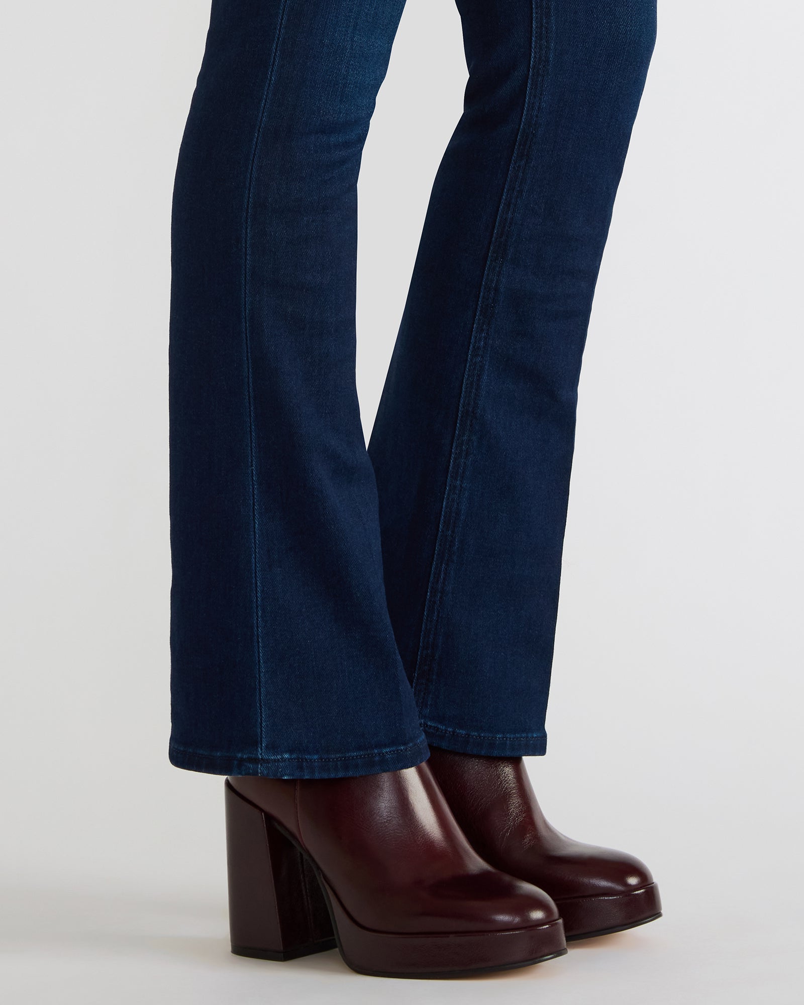 TYRA BURGUNDY LEATHER