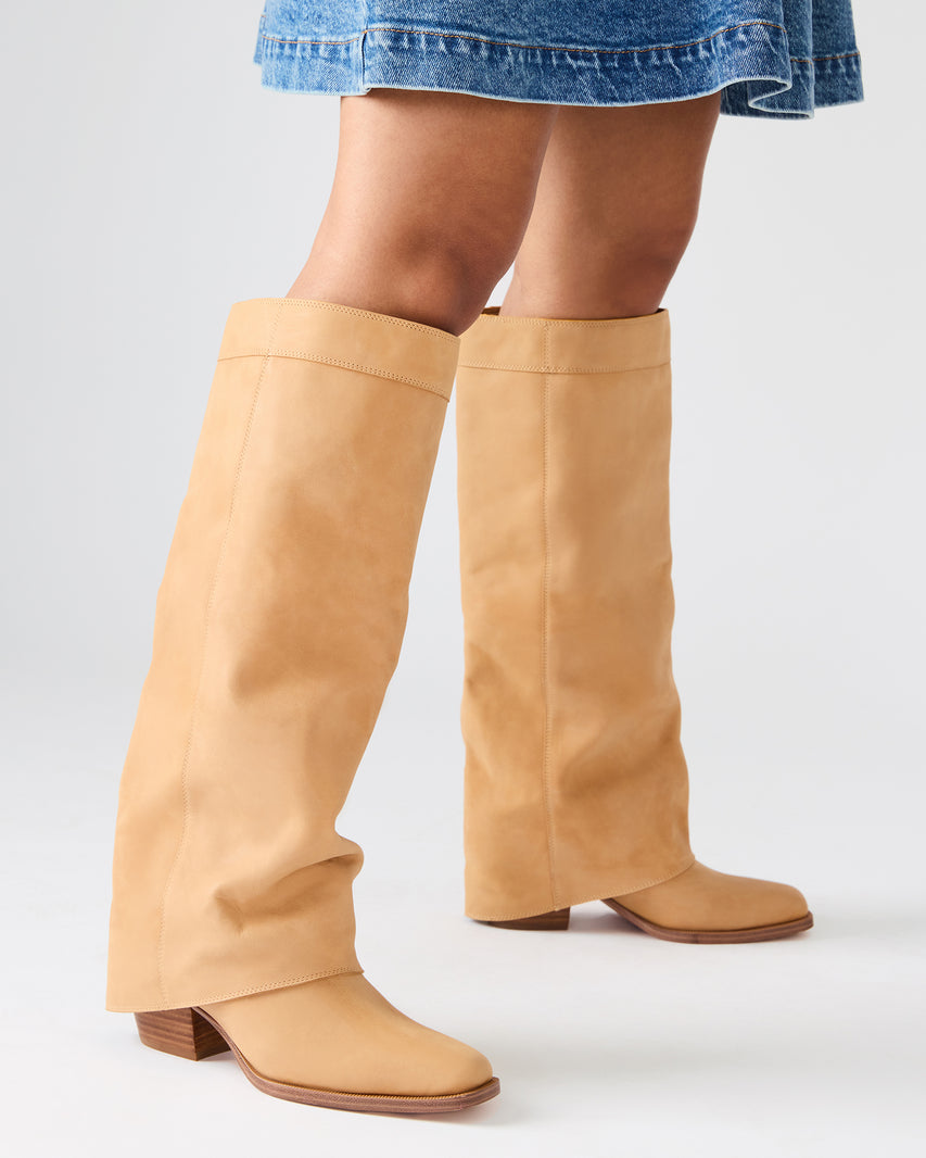 WINNICK BANANA LEATHER