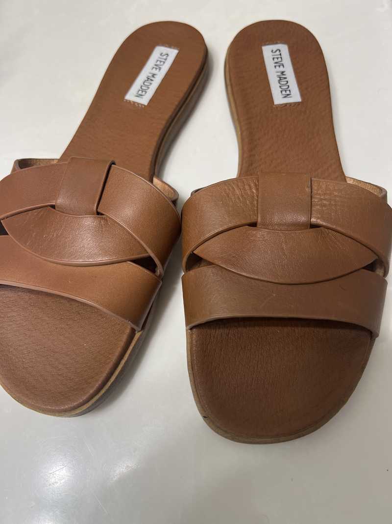 VIVIEN TAN LEATHER - SM REBOOTED