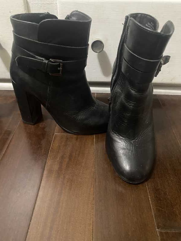 LEATHER BUCKLE BOOTIE IN BLACK - SM REBOOTED
