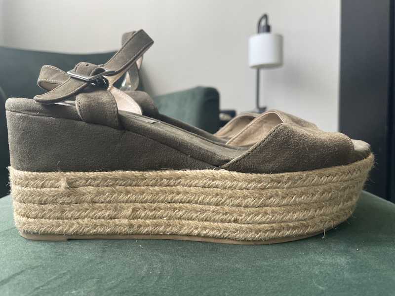 KIANNA OLIVE SUEDE - SM REBOOTED