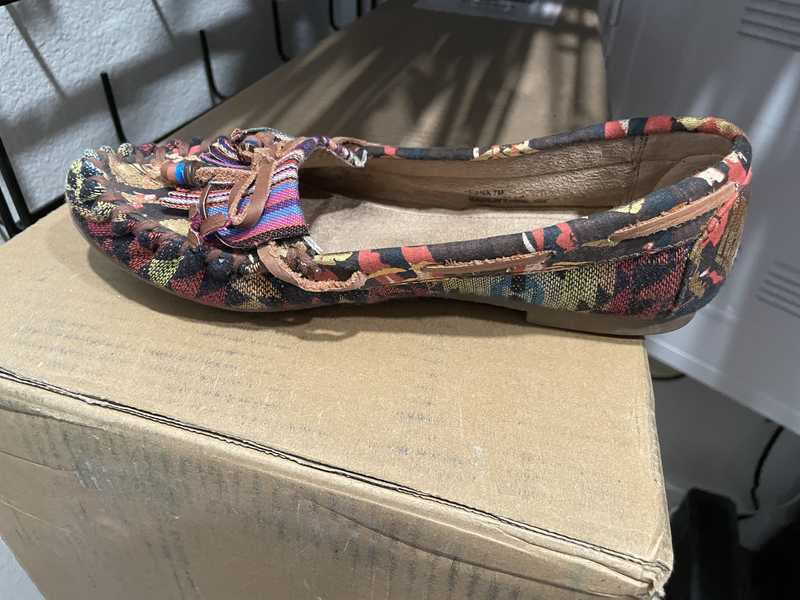TEANA FLATS IN BROWN MULTI - SM REBOOTED