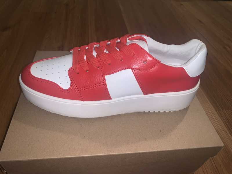 VARSITY WHITE/RED - SM REBOOTED